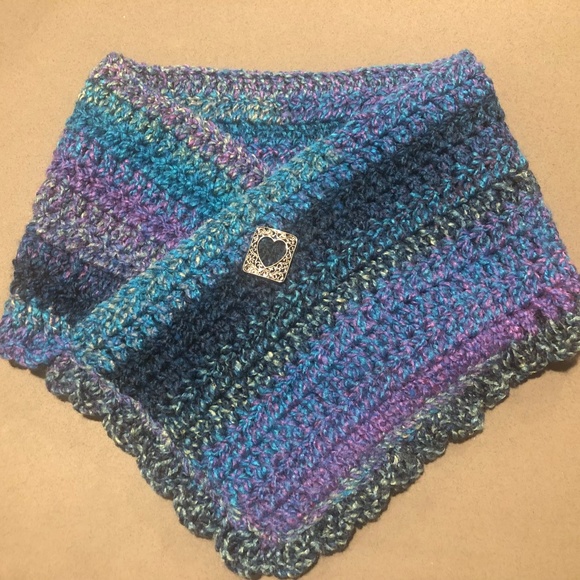 Neck Scarf - Picture 1 of 2